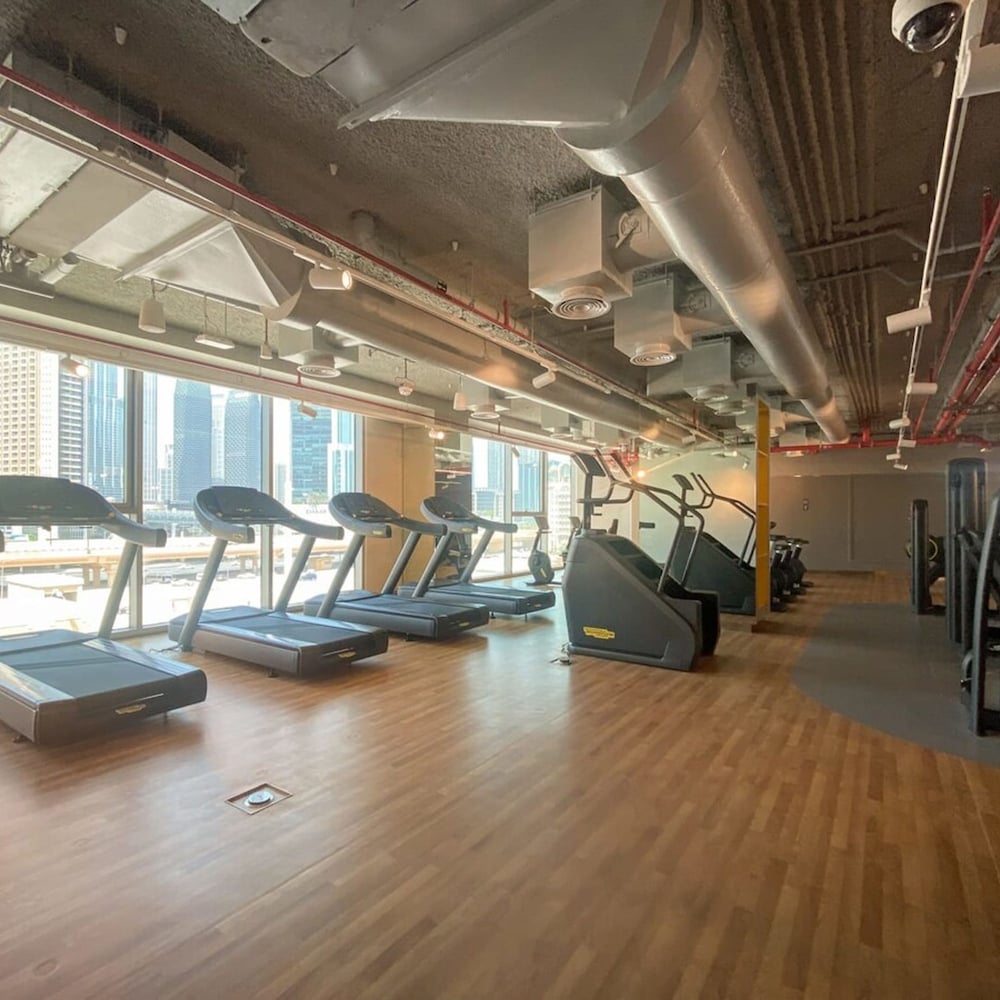 Silkhaus Furnished 1bdr in New Tower Pool Gym