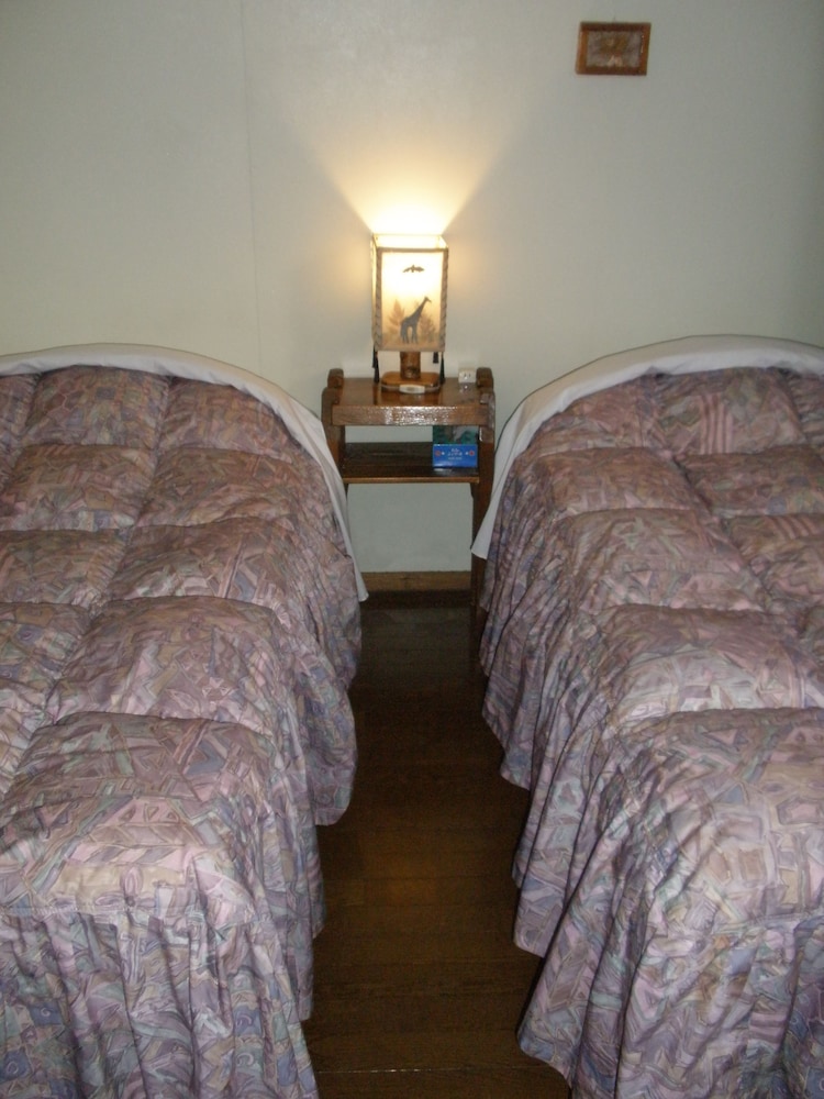 Pension & Restaurant Bistare Kana