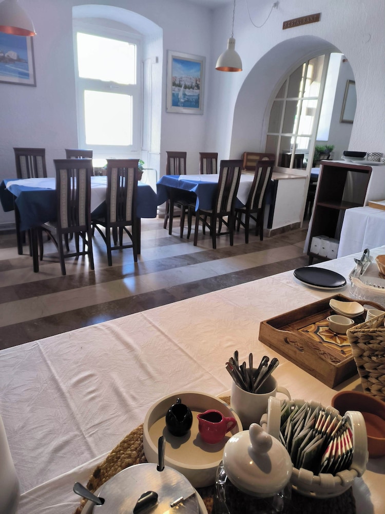 Omir Bed & Breakfast