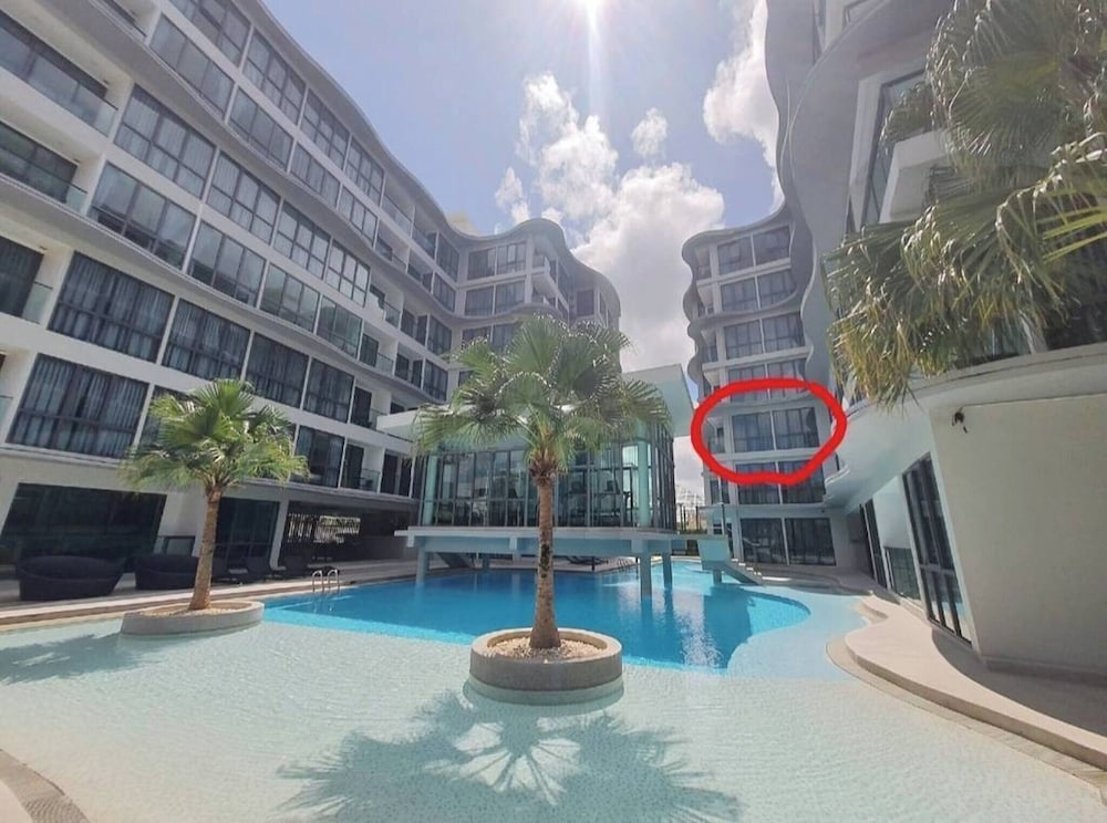 Stylish Bang Saray Apartment With Pool and Resort Facilities