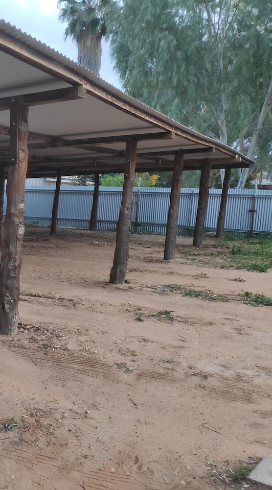 Bourke Apartments