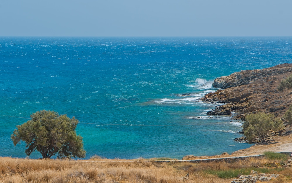 Aelia Paros Villas
