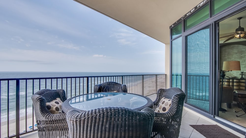 Phoenix West by Southern Vacation Rentals