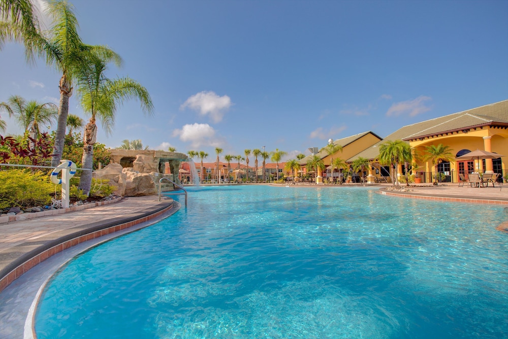 Private Pool Getaway! Near Theme Parks! - Image 5