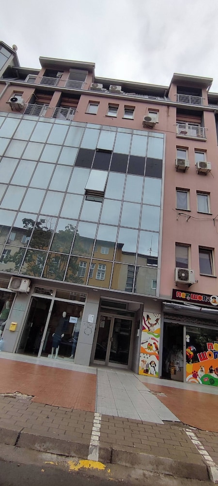 Cozy 35m2 Apartment in Central Skopje