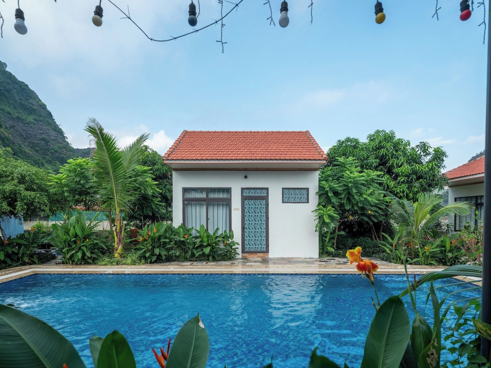 Hang Mua Holiday Homestay