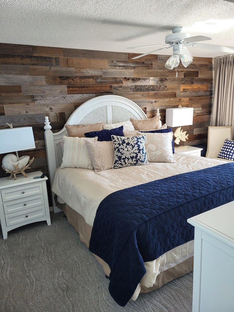 Picture Perfect- Oceanfront Condo