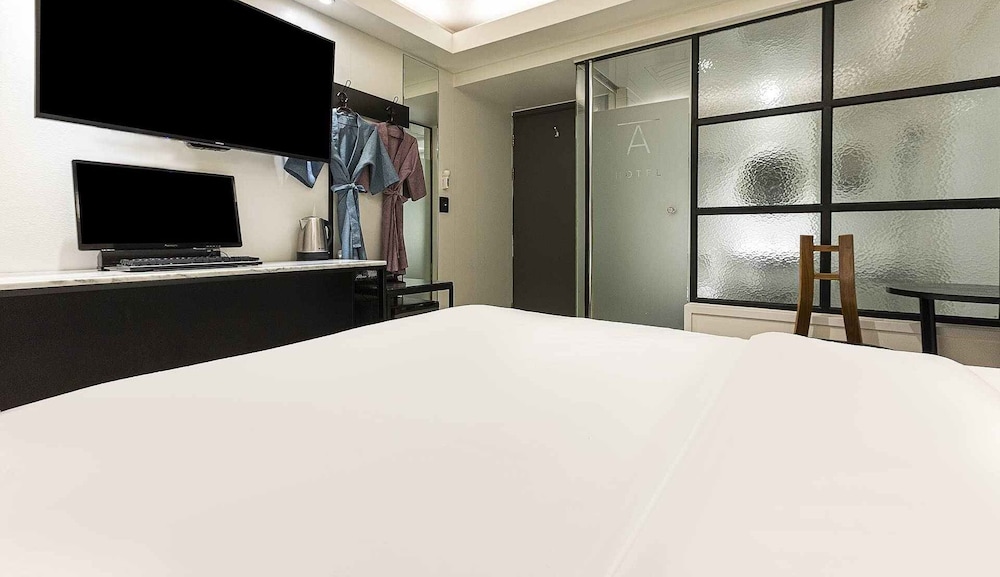 Hotel A