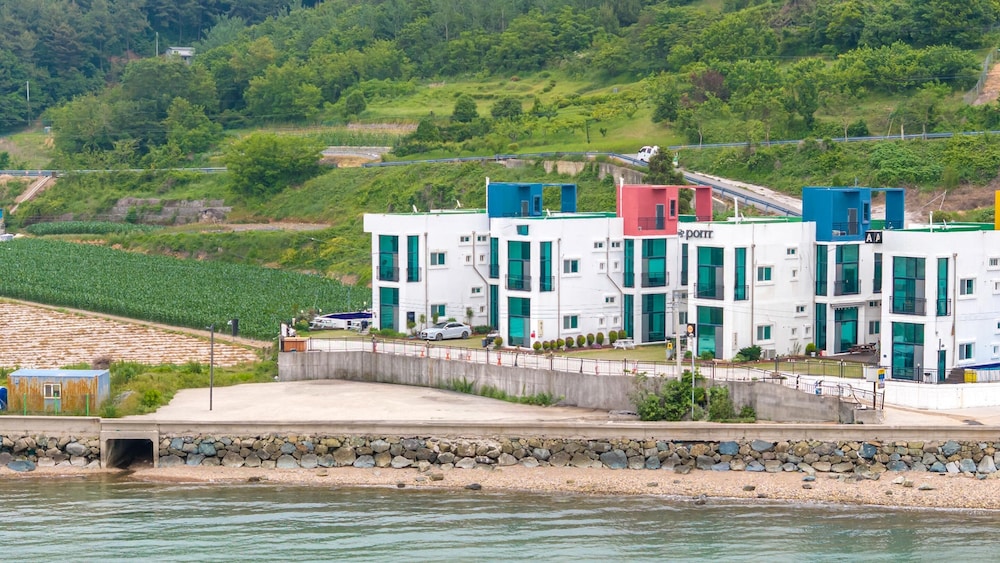 Yeosu Porrr Ocean View Pension