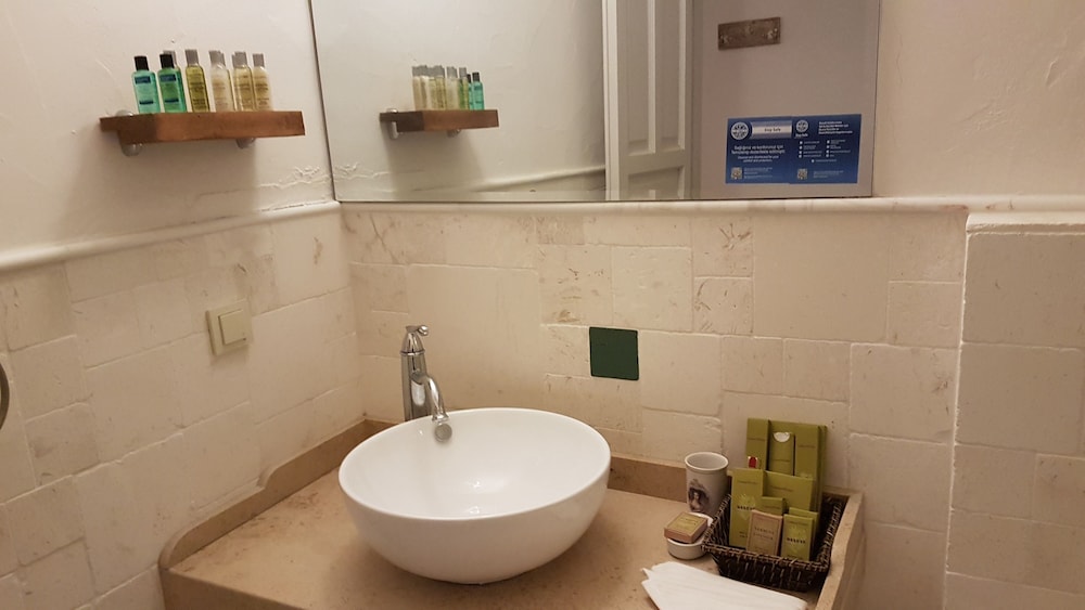 Alaçatı Otel Rebetiko - Image 96