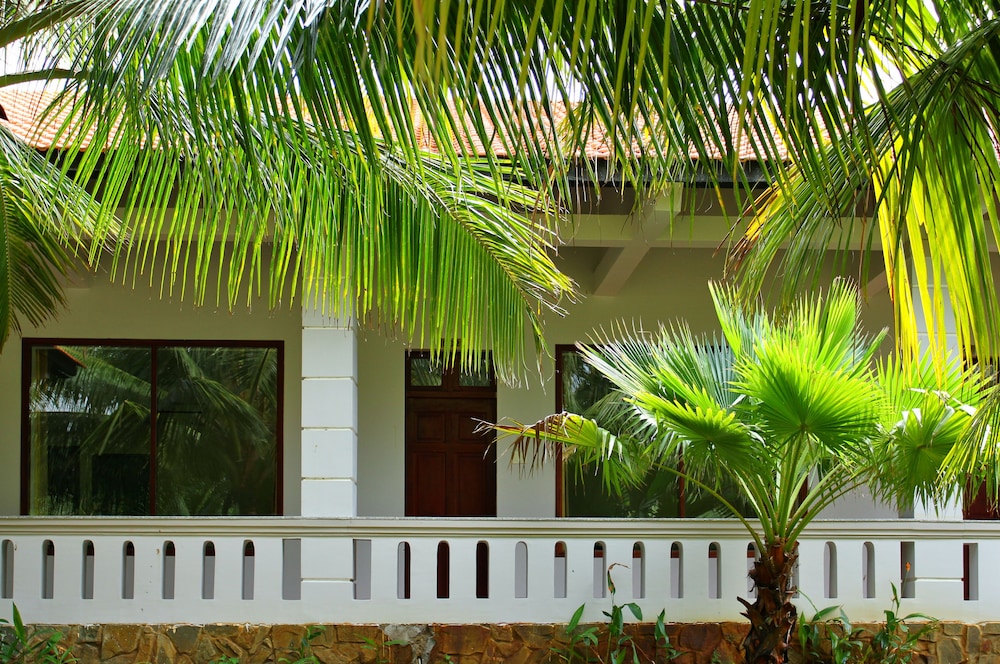 Dat Lanh Resort