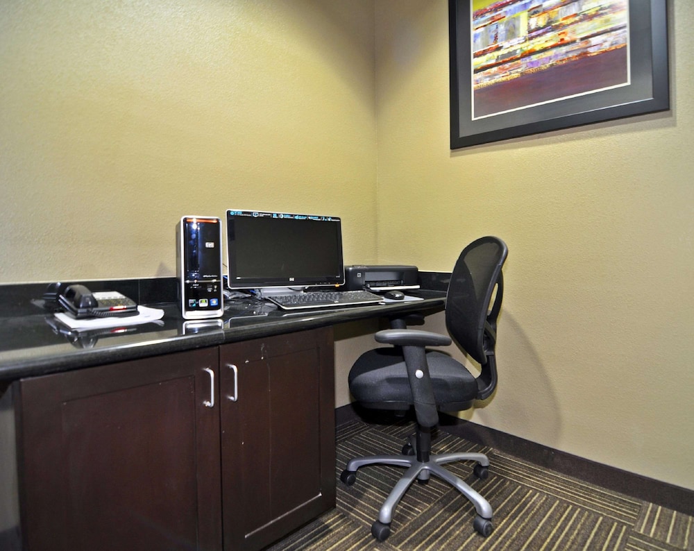 Best Western Giddings Inn & Suites