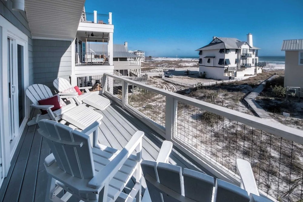 Stoked by Avantstay Gulf View, Steps to the Beach
