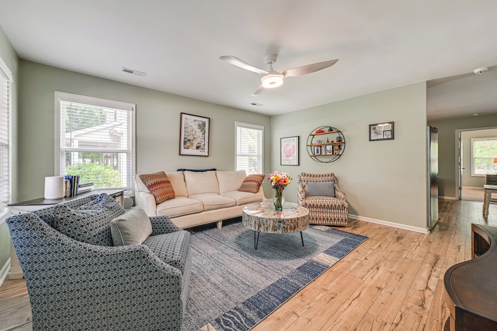 < 1 Mi to River & Downtown Belmont: Cozy Cottage
