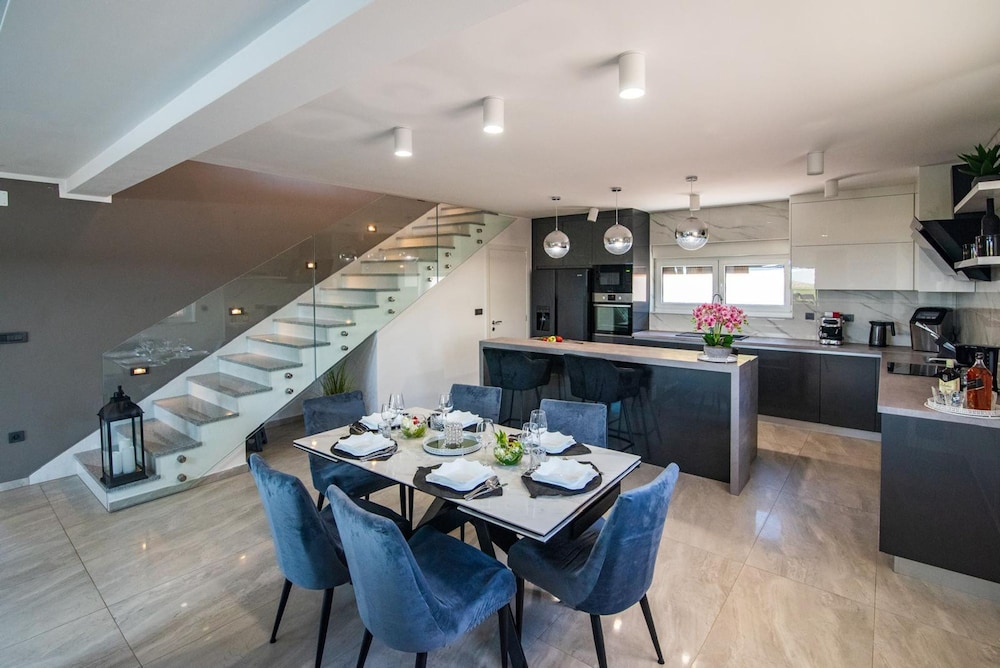 Villa Bura Zadarvillas