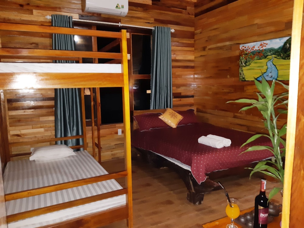 Diep Le Homestay