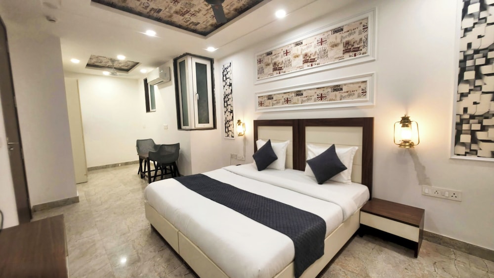 Hotel HomeAste 001 Near Yashobhoomi Convention Center