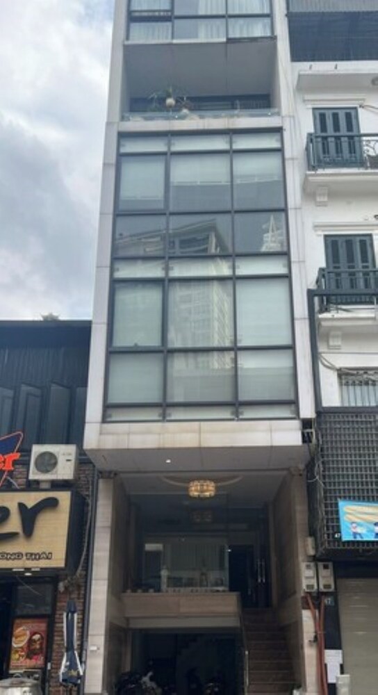 Aimee House - Pham Hong Thai