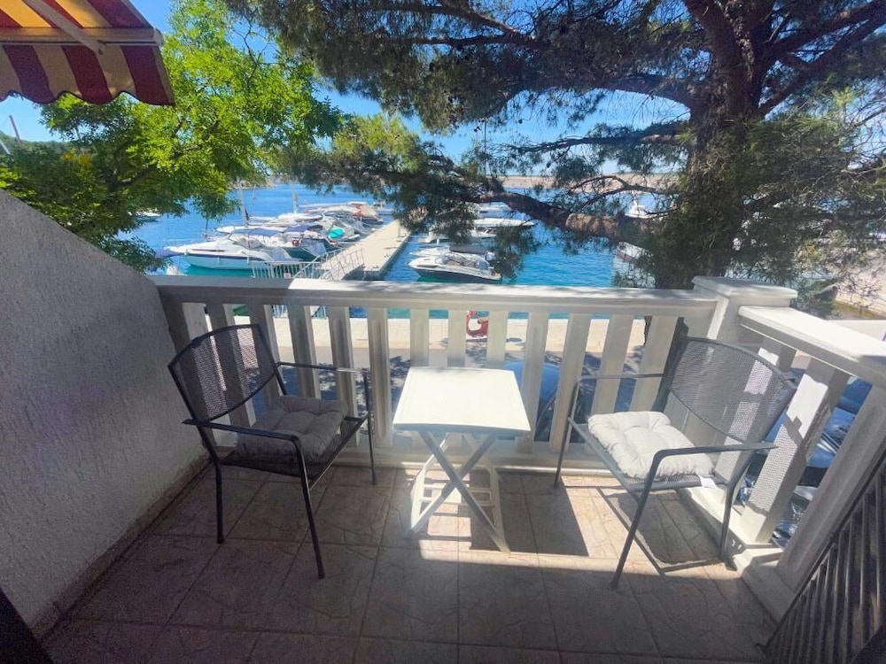 Apartment Dea 1