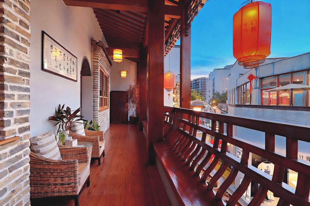 Mild Spring Boutique Hotel