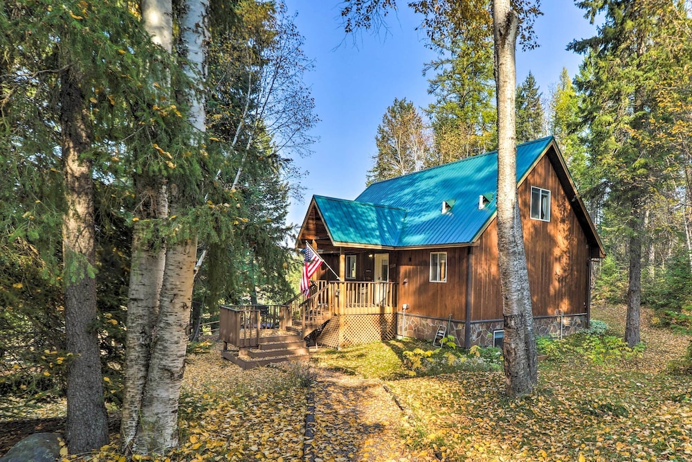 Riverfront Hungry Horse House With Large Deck! view 5