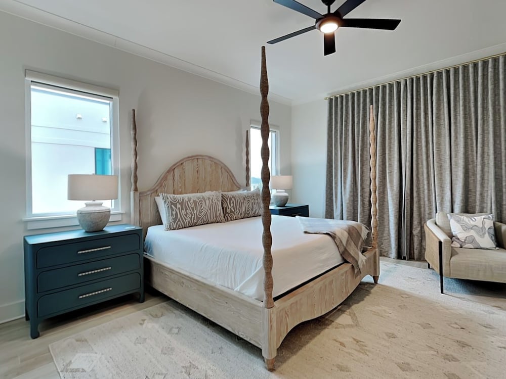 Viviana #10 by Southern Vacation Rentals