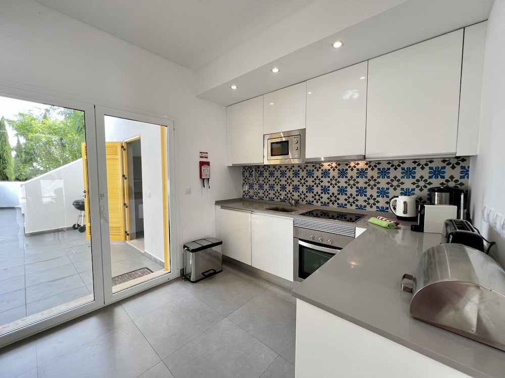 Vilamoura Club Villa 3 by Homing
