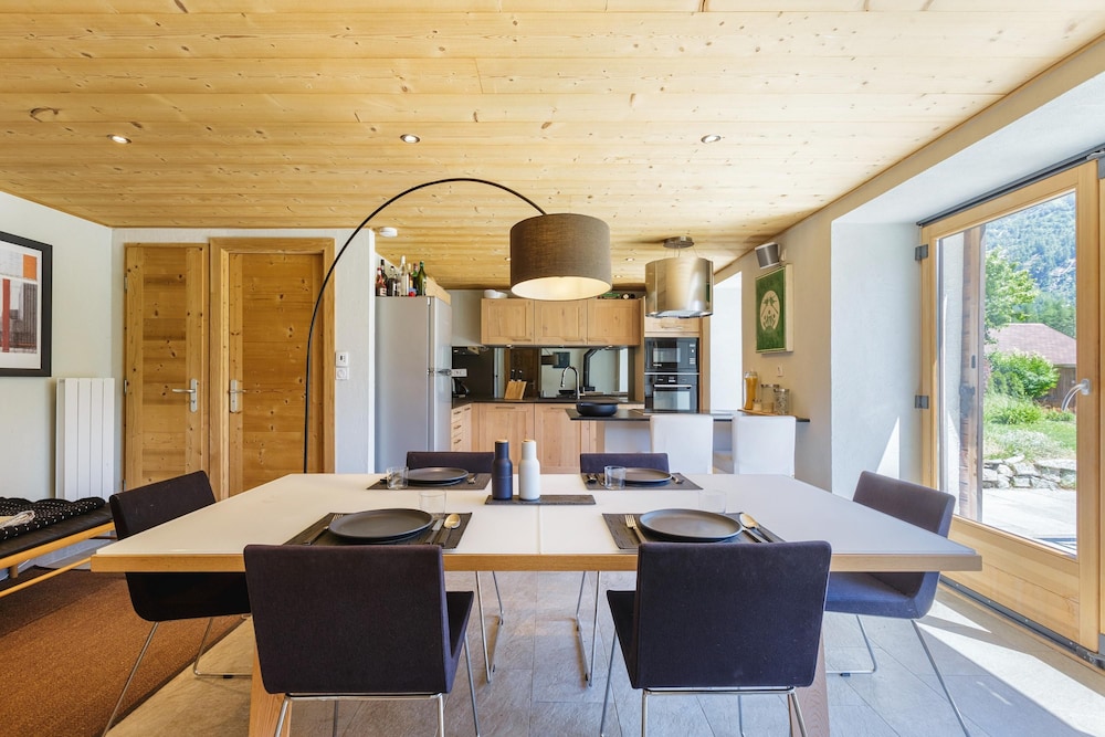 Chalet Plein Centre - Savoyard Moderne