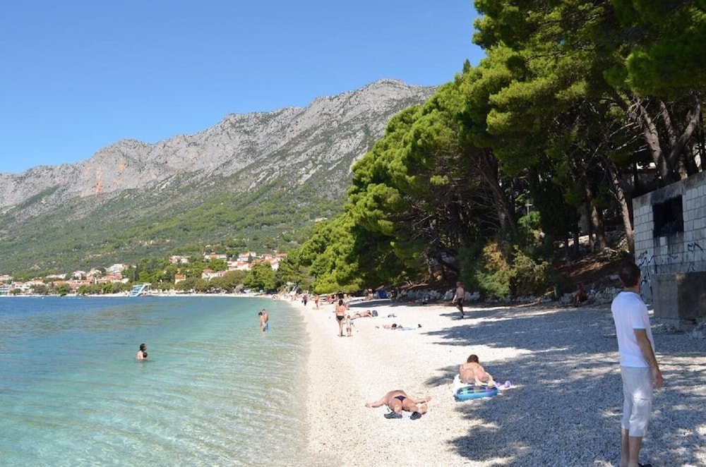 Jozo - 150 m From Pebble Beach - A2 view 5