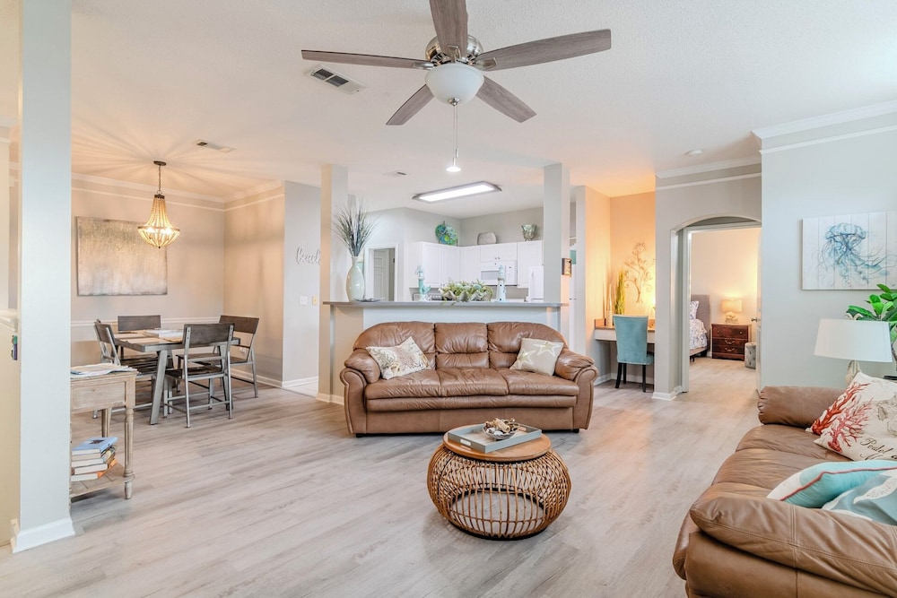 Legacy Villa 2604 - 2 Bedroom 2 Bath With Garage in Beachside Neighborhood