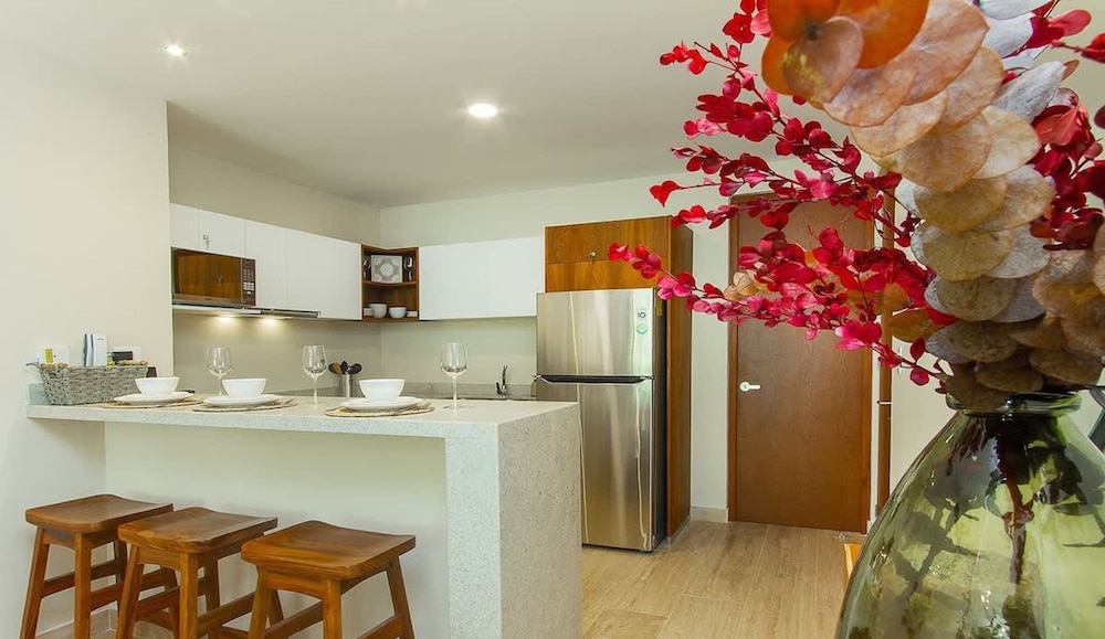 2 Br Roof w Infinity Pool Jacuzzi Spacious