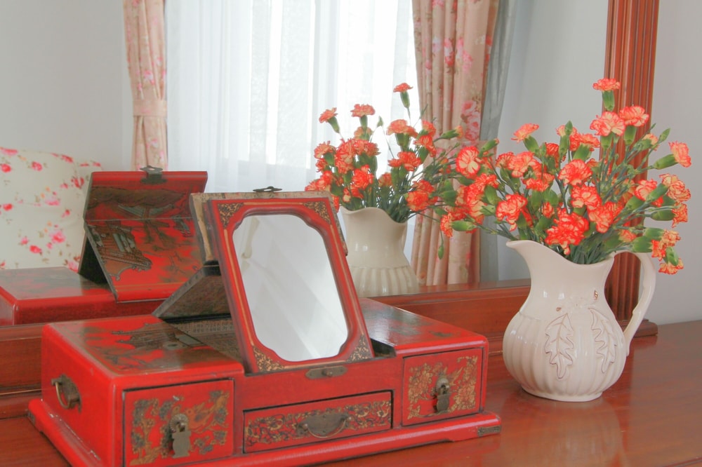 DALI Jade house