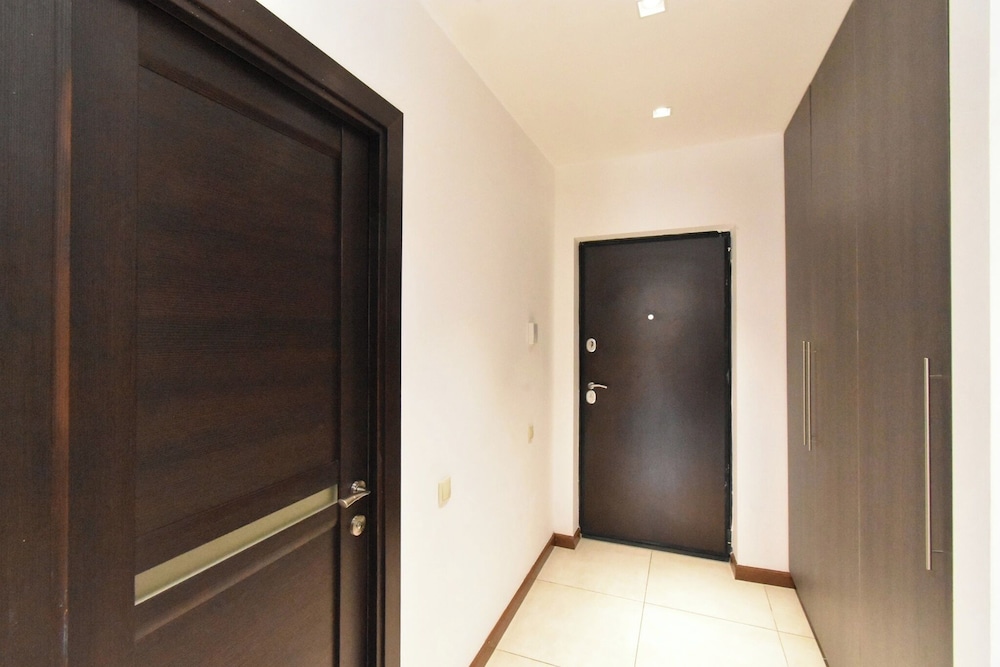 1bdr luxury apartment