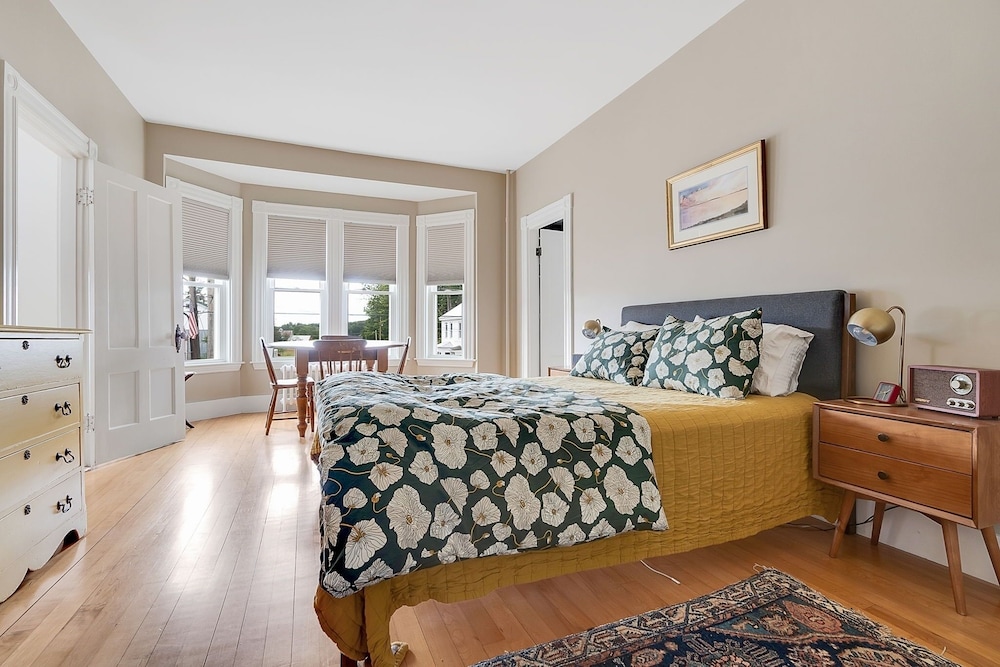 Bryant Farm Limit 27 5 Bedroom Farmhouse by RedAwning