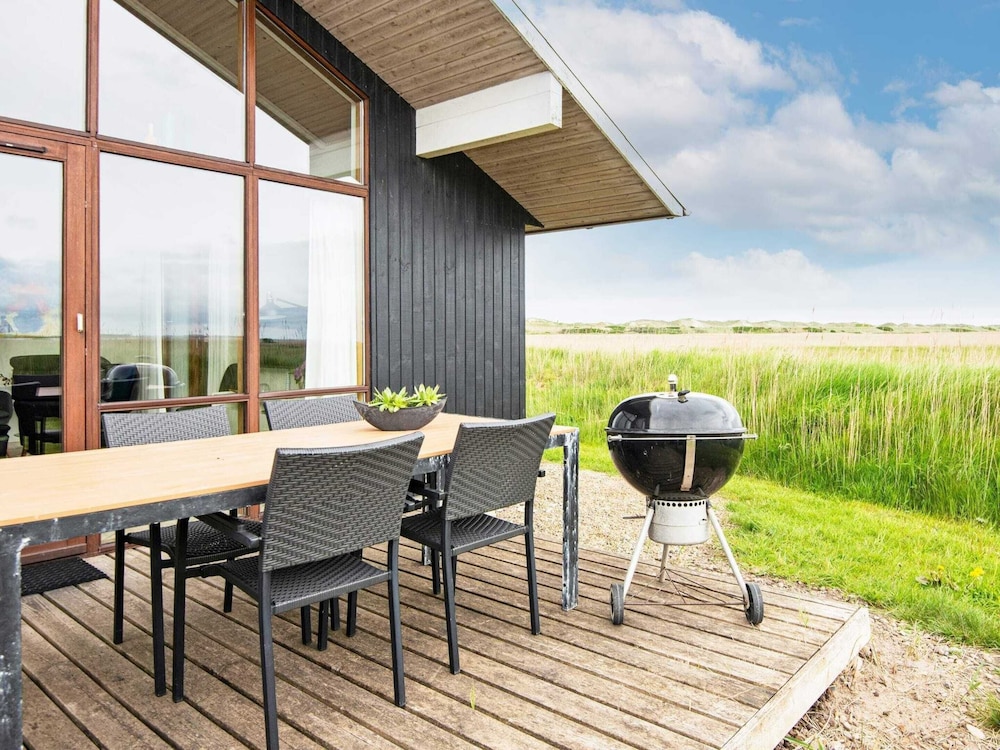 8 Person Holiday Home in Ulfborg