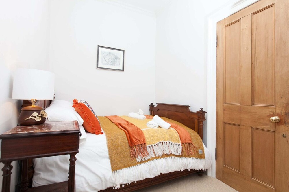 Traditional Luxury Apartment view 2