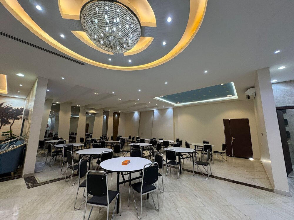meeting & event spaces