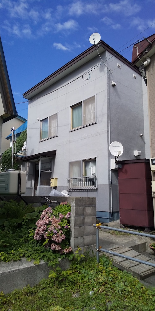 Dormitory L - Hostel