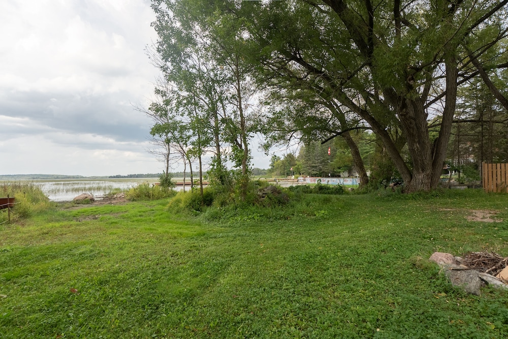GLOBALSTAY Waterfront 5BR Cottage