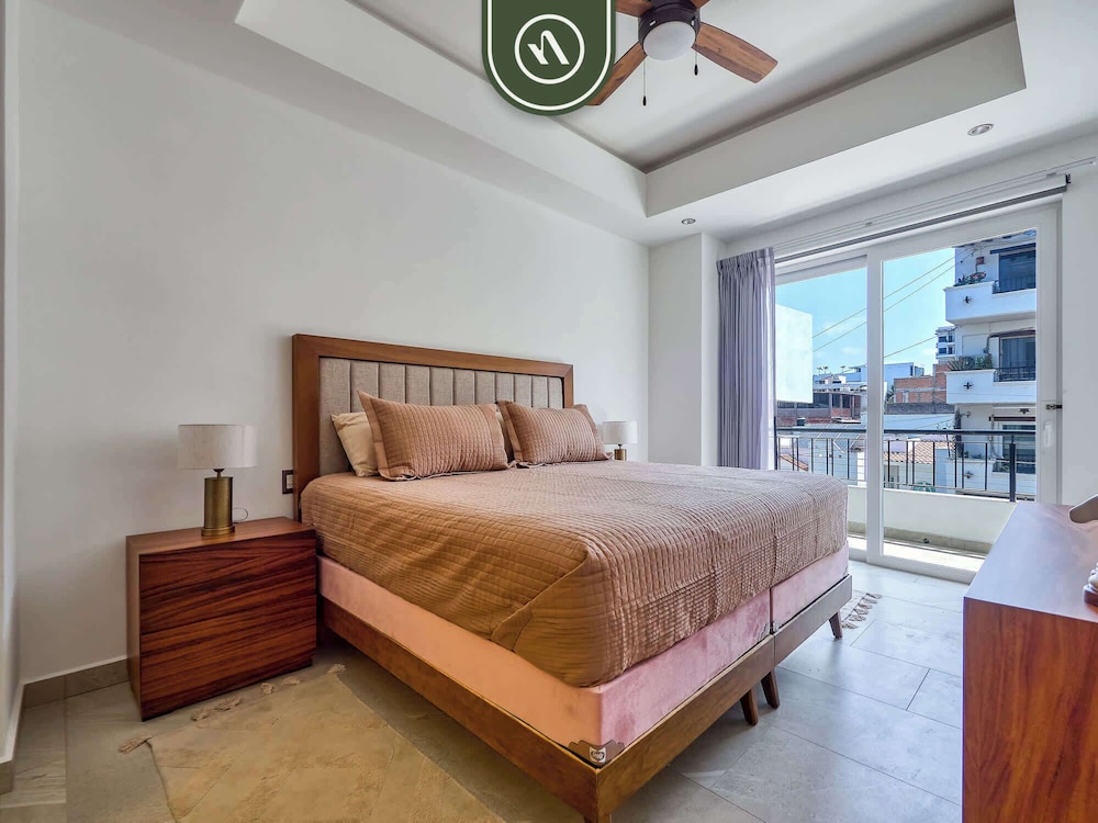 Amazing 2 BR Condo in Versalles - Rooftop Pool