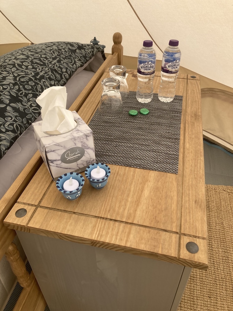 Glamping at The Homestead - Ensuite Bell Tent - Campsite view 4