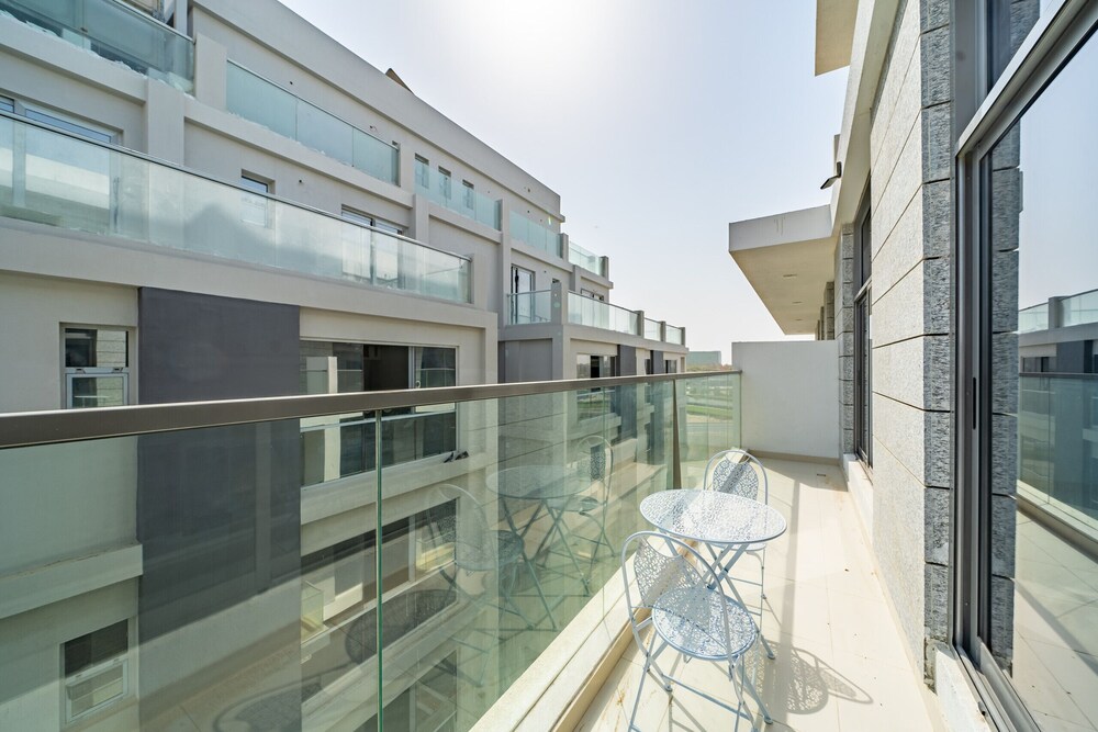 Primestay - Prime Views Apartments - Meydan Dubai