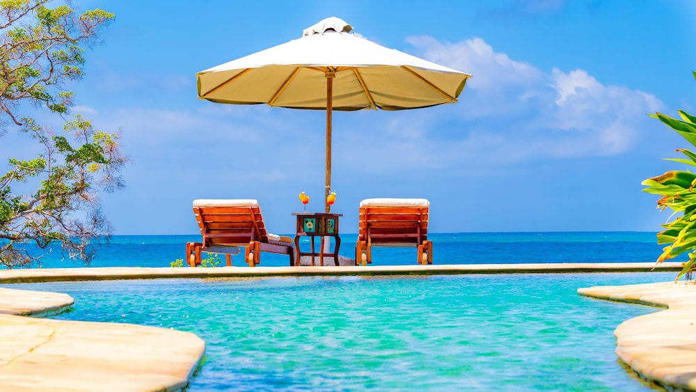 Chale Island Resort