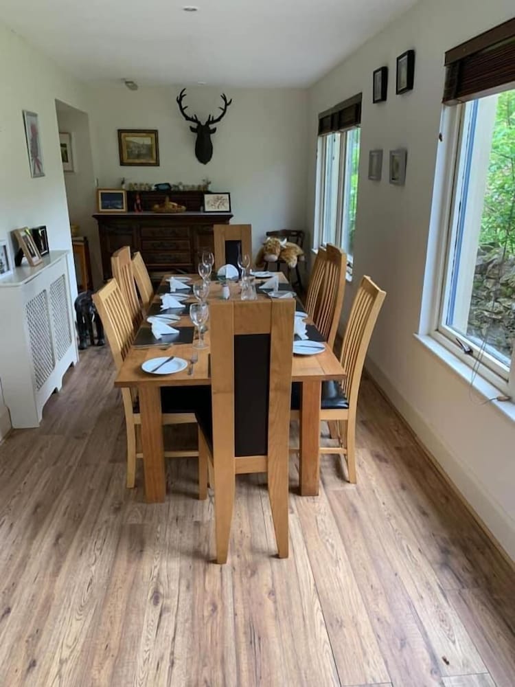 Airlie House Self-Catering