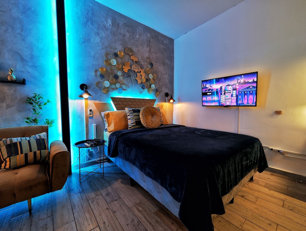Sky Studio By Paradox