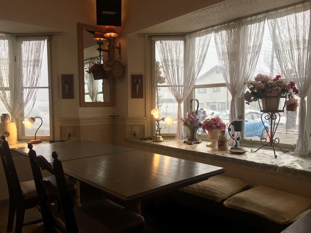 Ishiuchi Pension Bruges