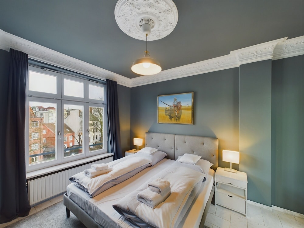 Art Apartments