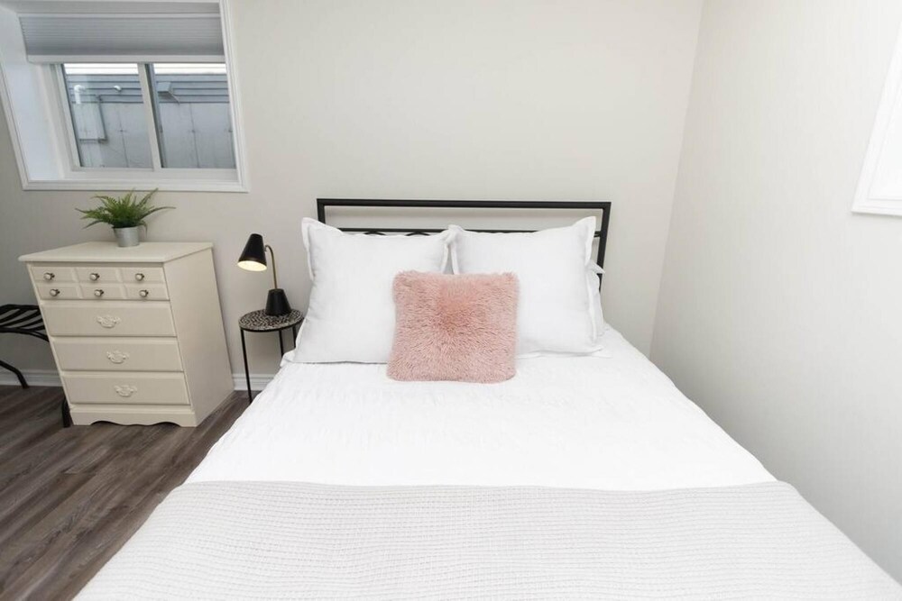 Parkside - In The Heart of Wellington - Image 3