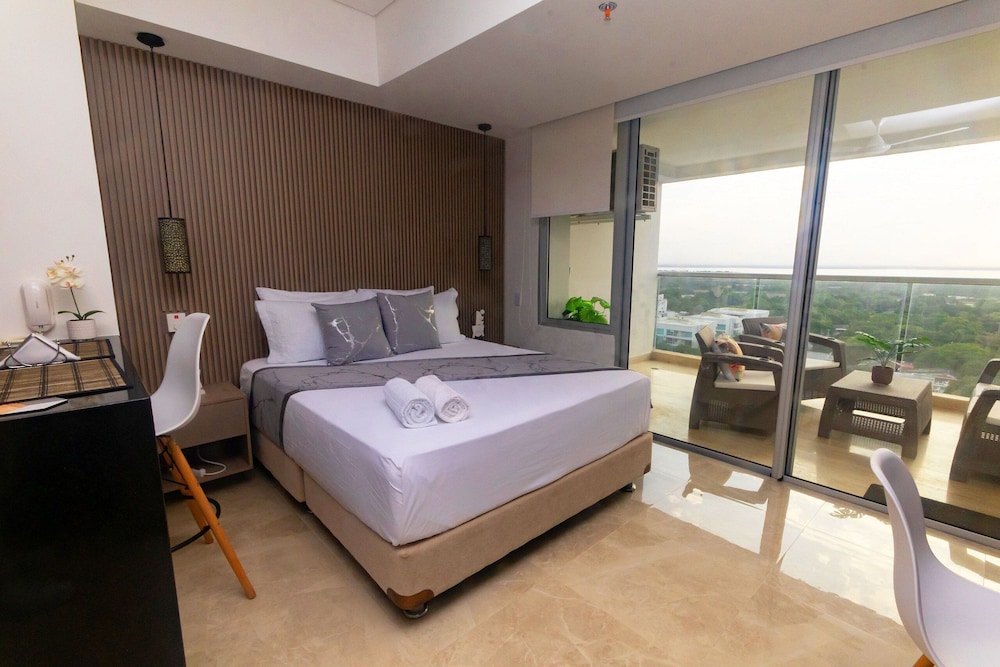 Condominio exclusivo nuevo frente al mar