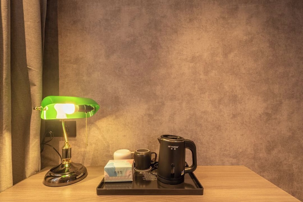 Iforest Youth Hotel - Nanjing Road Pedestrian Street Huanghe Road Store